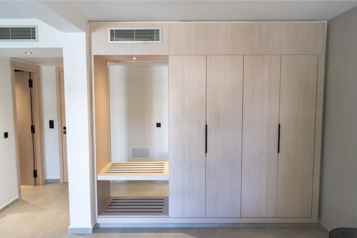 Chambre supérieure avec sauna privatif et dressing intégré à l'Hôtel Hammamet Beach, Hammamet Tunisie